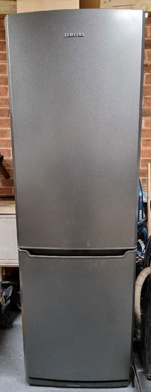 Photo of free Samsung Fridge Freezer - See Description (Farlington PO6) #1