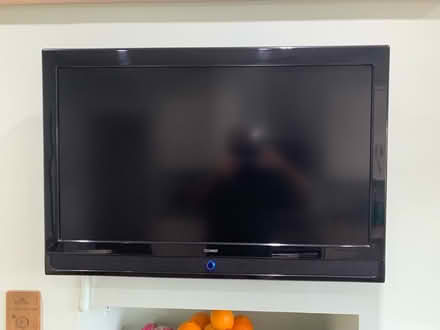 Photo of free TEKNICA 32” tv and wall bracket (Chingford London E4) #1