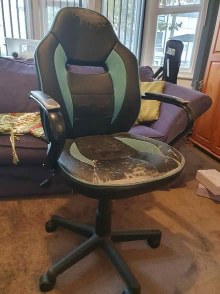 Photo of free Office/Gamer chair (Fishponds BS16) #1