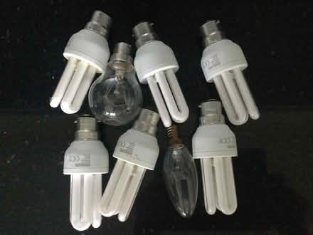 Photo of free Energy saving lightbulbs (Wickford, Essex SS11) #1