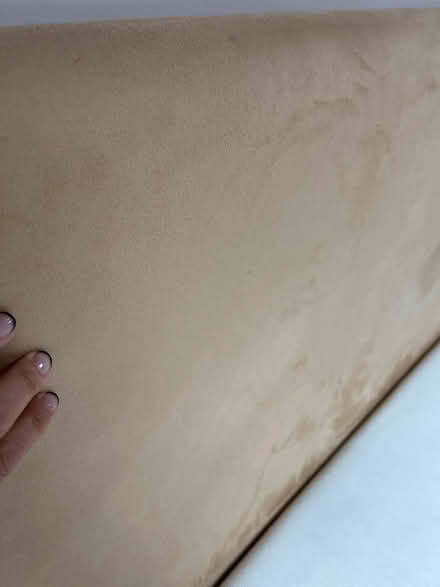 Photo of free Bed headboard (SE15) #4