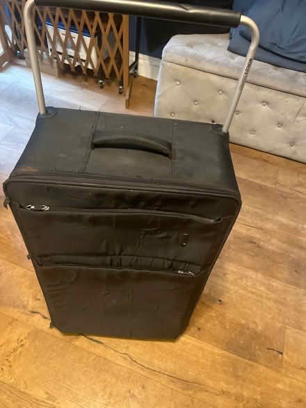 Photo of free It Black Suitcase. Good condition (Southsea PO4) #4