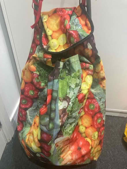 Photo of free shopping trolley bag (Edgware) #1