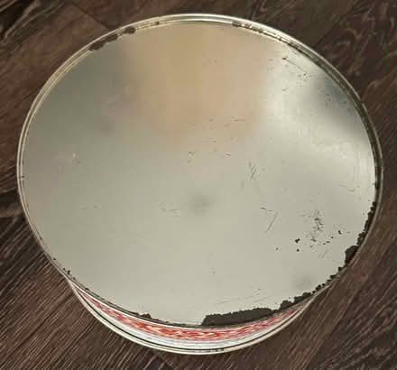 Photo of free Cake/Biscuit Tin (Chigwell IG7) #2