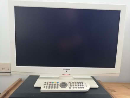 Photo of free Finlux white 21-inch monitor/tv 2 remotes, SCART/VGA/2xHDMI (Bradleys Both BD20) #1