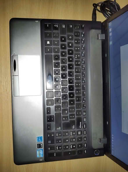 Photo of free Samsung np350v5c laptop with fresh Linux Mint install (Apley TF1) #2