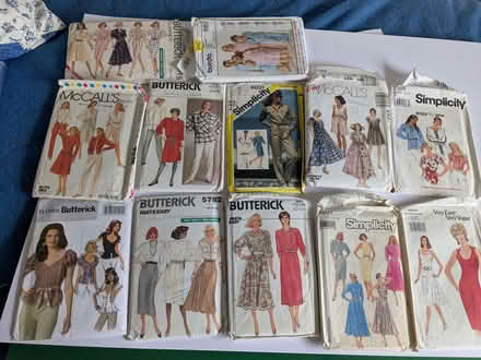 Photo of free 12 paper dressmaking patterns (France Lynch GL6) #1