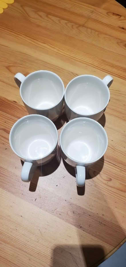 Photo of free Glasses and Cups (MK40 2RA) #3