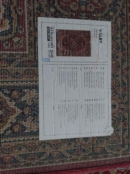 Photo of free Large Ikea rug (AL7 Welwyn Garden City) #4