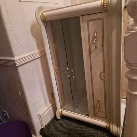 Photo of free TV stand (L13) #1