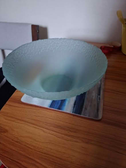 Photo of free Glass bowl (Henley-on-Thames RG9) #1