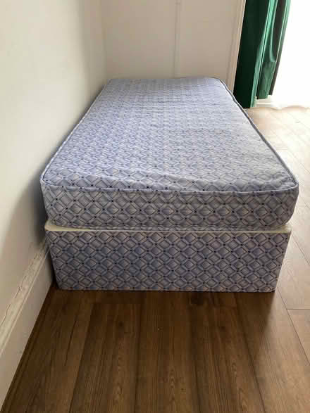 Photo of free Single divan bed (Oxford OX1) #3