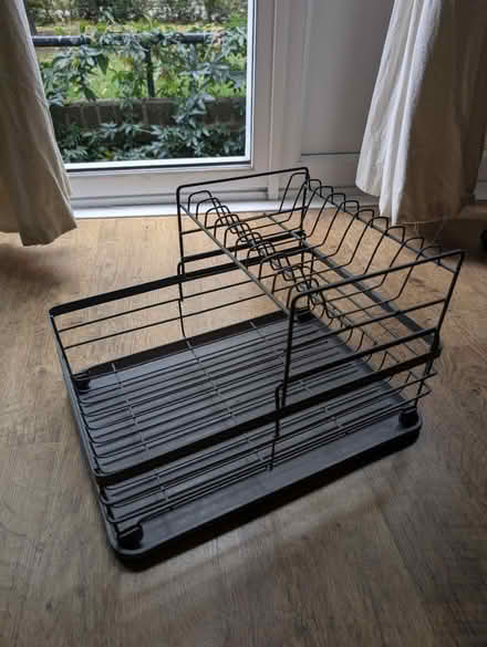 Photo of free Dish drying rack (SE16) #1