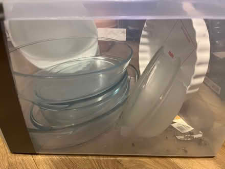 Photo of free Pyrex dishes and one china quiche dish (Langney BN23) #1