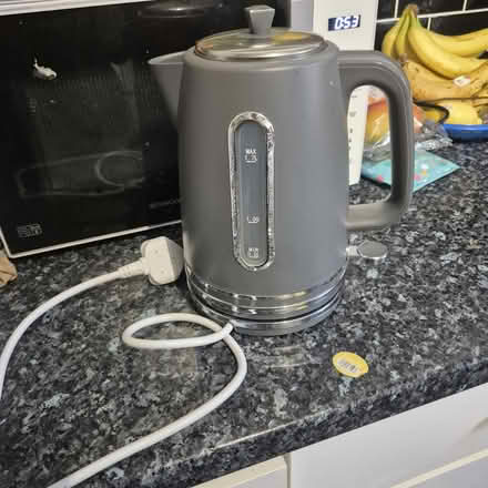 Photo of free Kettle as seen (Boggart hill LS14) #2