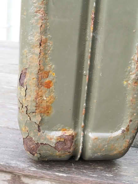 Photo of free Two 20 Litre steel "Jerry cans" (Lower Wick WR2) #4