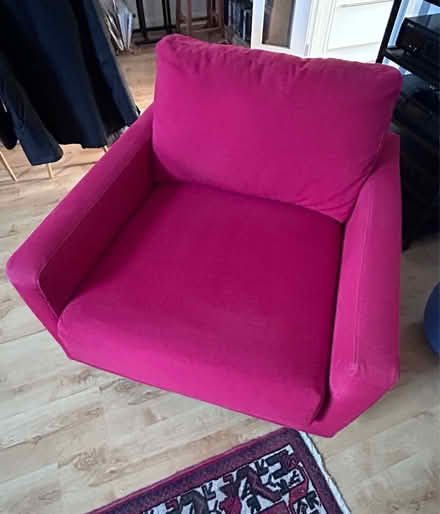 Photo of free Armchair (Stanford-le-Hope SS17) #1