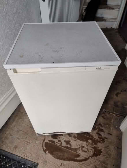 Photo of free Fridge, freestanding under counter, working (Buxton Central SK17) #2