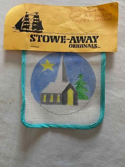 Photo of free Christmas Needlepoint (East side of Columbia) #1