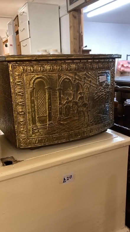 Photo of Brass log box. (Greystoke CA11) #1