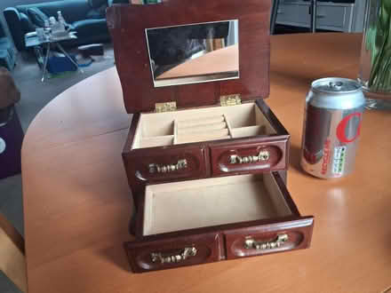 Photo of free Jewellery box (Streatham SW16) #2