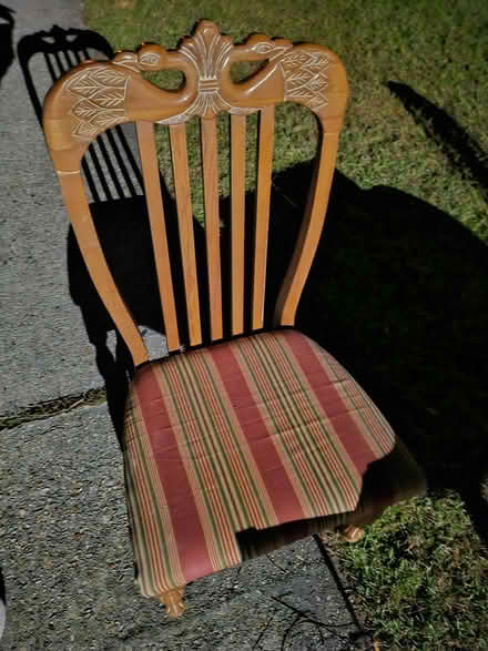 Photo of free Kitchen table for 4 (Slidell, eagle Lake mobiles.) #2