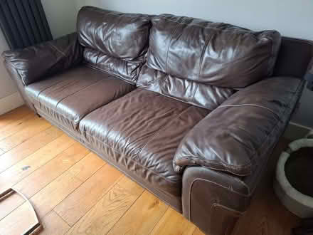 Photo of free 3 seater brown leather sofa (Lamorbey DA14) #1
