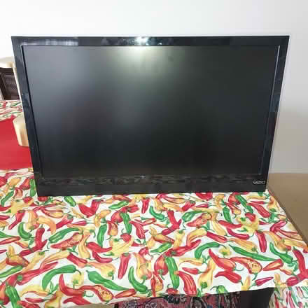 Photo of free 23" Vizio TV and Roku hardware (Montclair) #2