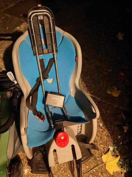 Photo of free Bike seat, lawn mover and soil (UB5 Northolt) #2