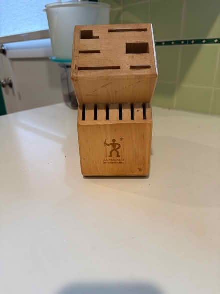 Photo of free Henckels Knife Block (Ballard) #1