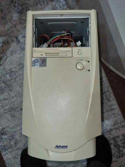 Photo of free Vintage Slot 1 PC - Case and motherboard (Spares / Repairs) (Sunniside NE16) #1