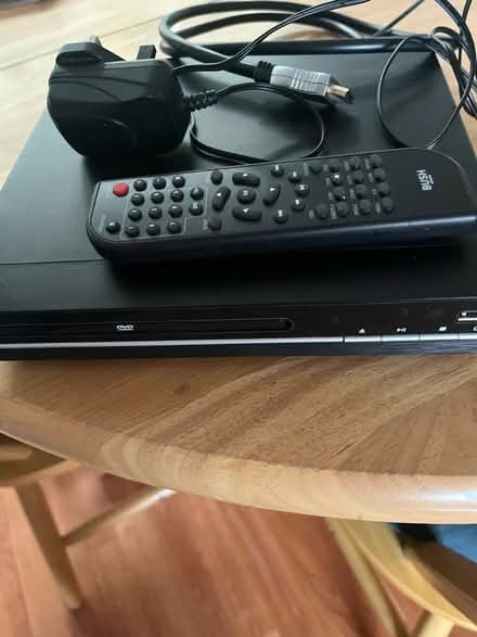 Photo of free DVD Player and a few dvds (Kendal LA9) #2