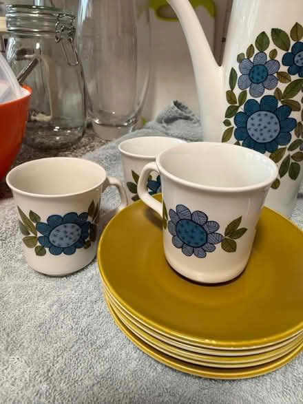 Photo of free Alfred Meakin vintage coffee set (Carshalton SM5) #4