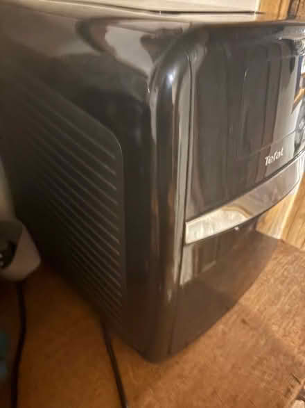 Photo of free Air fryer (Bradford on Avon BA15) #3