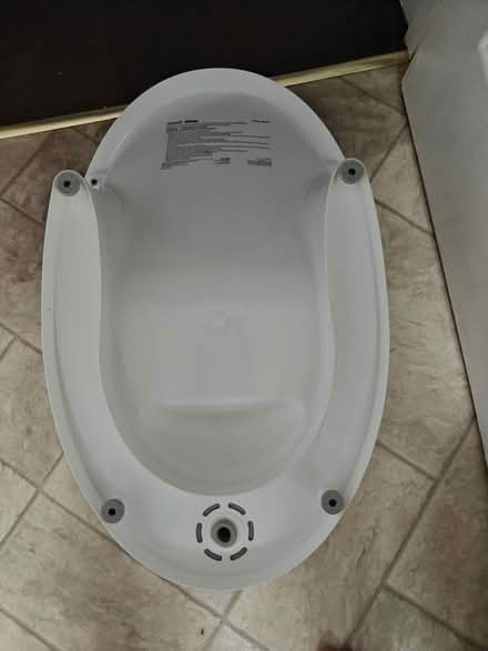 Photo of free Nuby baby bathe (Chelmsford CM2) #2