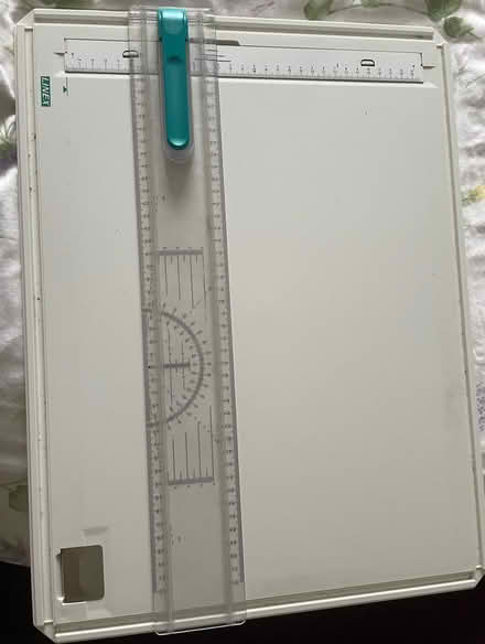 Photo of free Students Technical drawing/design equipment. (Hala LA1) #2