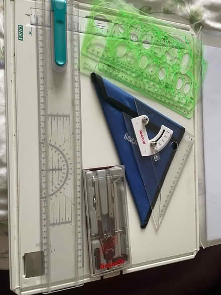 Photo of free Students Technical drawing/design equipment. (Hala LA1) #1