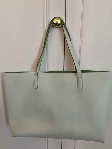Photo of free Green bag (Blackheath SE3) #2