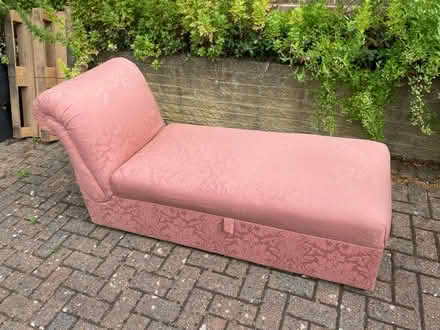 Photo of free Chaise longue (Sheet Petersfield GU32) #1