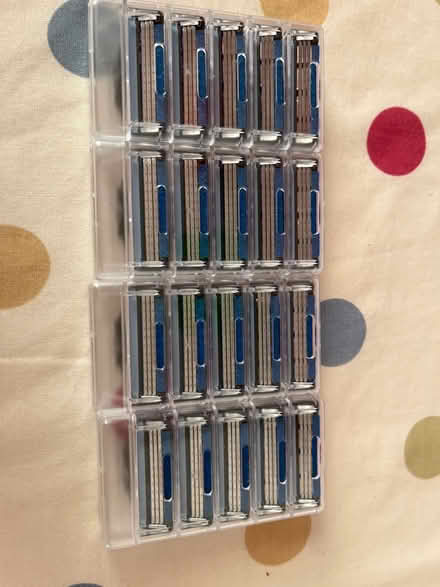 Photo of free Gillette Mach3 pack of 20 razor blades unused (AB25) #2