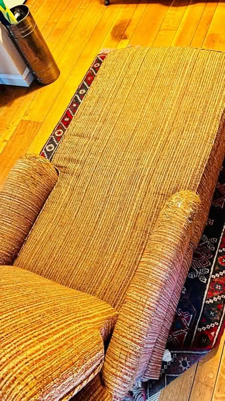 Photo of free Chaise Lounge - Well Built (Central Alameda) #3