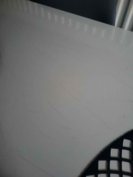 Photo of free White dinning table (Cheadle hulme SK8) #3