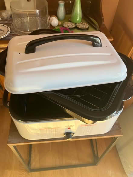 Photo of free Welbilt 18 qt Roaster (NE side of Lombard) #2