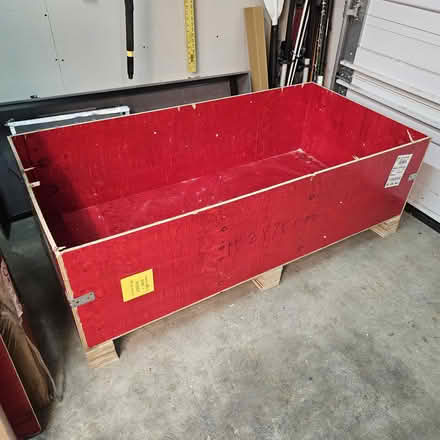 Photo of free FRE Shipping Crate/Halloween Casket (Redmond Rosehill Kirkland) #2