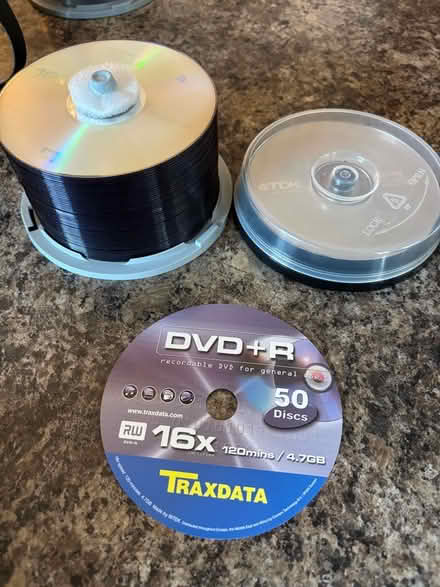 Photo of free Blank CD/DVDs (Hornby LA2) #1
