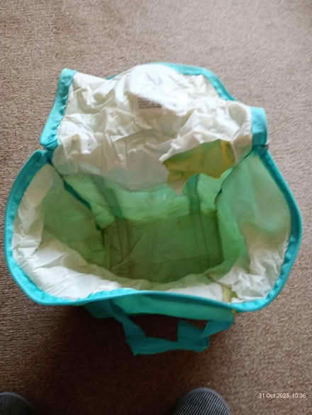 Photo of free Cooler bag (SS0 Westcliff) #3