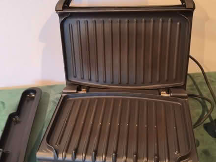 Photo of free George foreman grill (NW2) #2