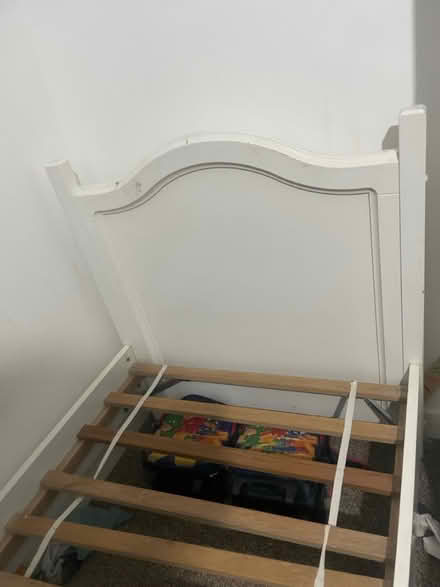 Photo of free Single bed for children (HD2 Birkby) #2