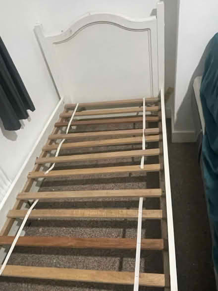 Photo of free Single bed for children (HD2 Birkby) #3