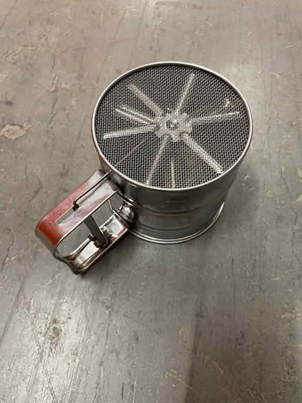 Photo of free Household items random (moving out) (Hayward) #4